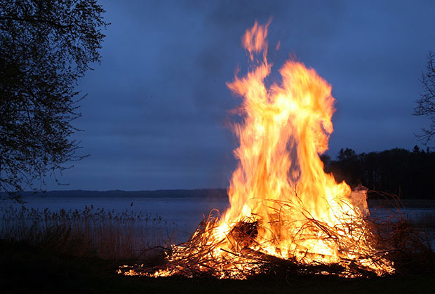 Les rituels de Beltane : pour entendre le murmure des fées